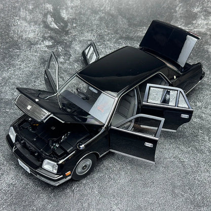 Almost Real Car model 1/18 Toyota Century alloy full open model 1997 black Static collection Collect Holiday gift