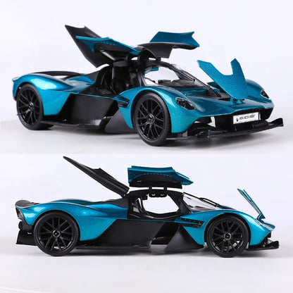 Maisto 1:18 2022 Valkyrie Green/Silver Alloy Model Car
