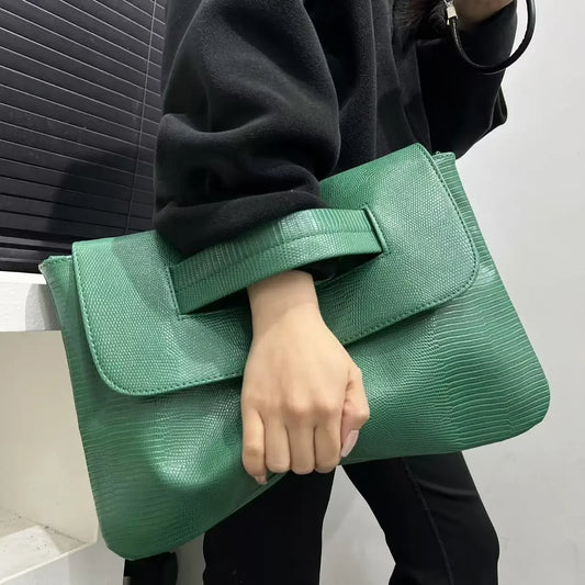 Ladies' fashionable retro snake patterned handbag with high capacity and detachable shoulder strap, single shoulder bag