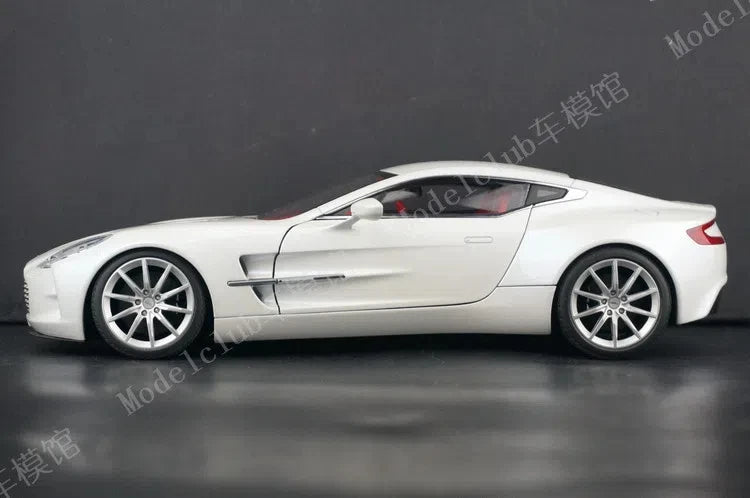 Autoart 1:18 One-77 Simulation Limited Edition All Open Alloy Metal Static Car Model Toy Gift