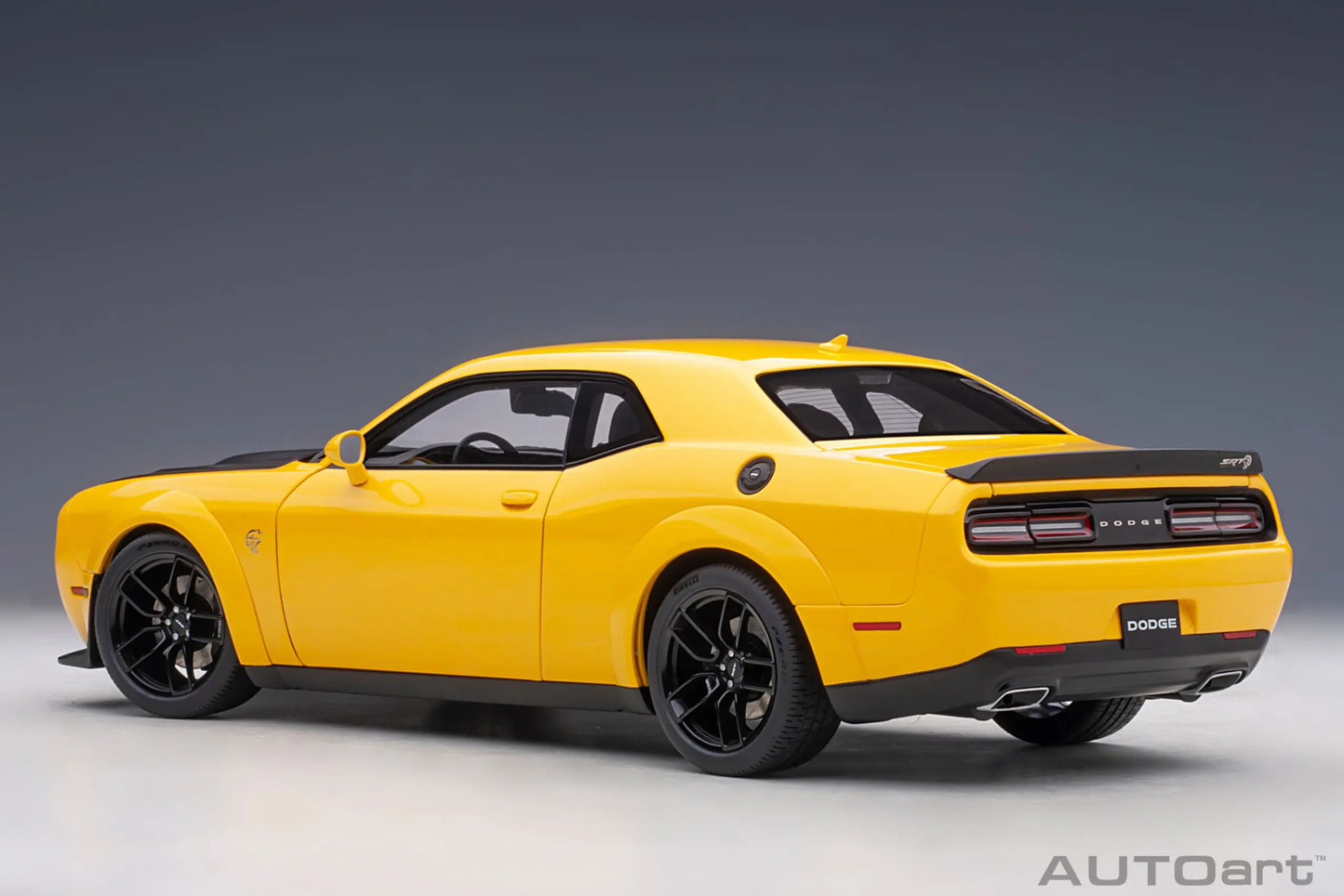 AUTOart 1/18 Dodge Challenger SRT 2023 Hellcat Widebody 2018 Car model Static model sports car birthday gift