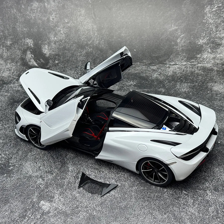 AUTOart 1:18 scale for McLaren 720S  Sports car model static display pieces holiday gift collection