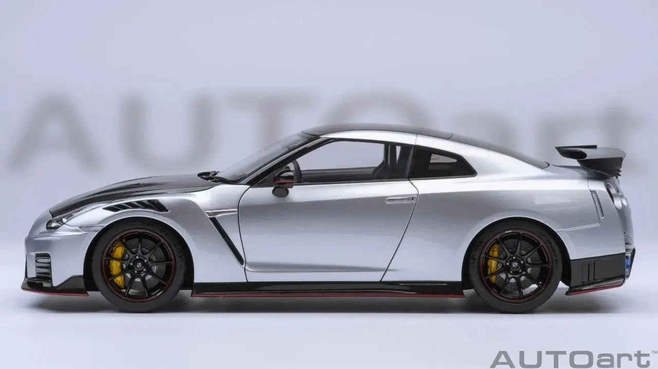 AUTOart 1:18 FOR Nissan GT-R35 NISMO 2022 SPECIAL EDITION Sports car model Car model Holiday gift Static ornament