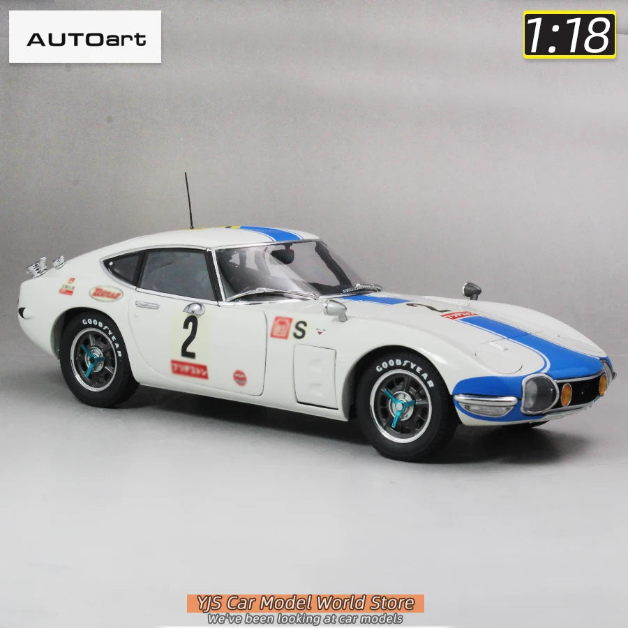 Autoart diecast model 1/18 2000 GT 1967 #2 Static Ornament Holiday Gift collection
