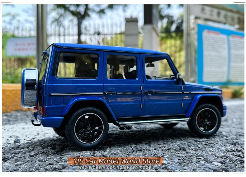 AUTOART 1:18 G63 2017 Car model SUV  Personal collection of holiday gifts