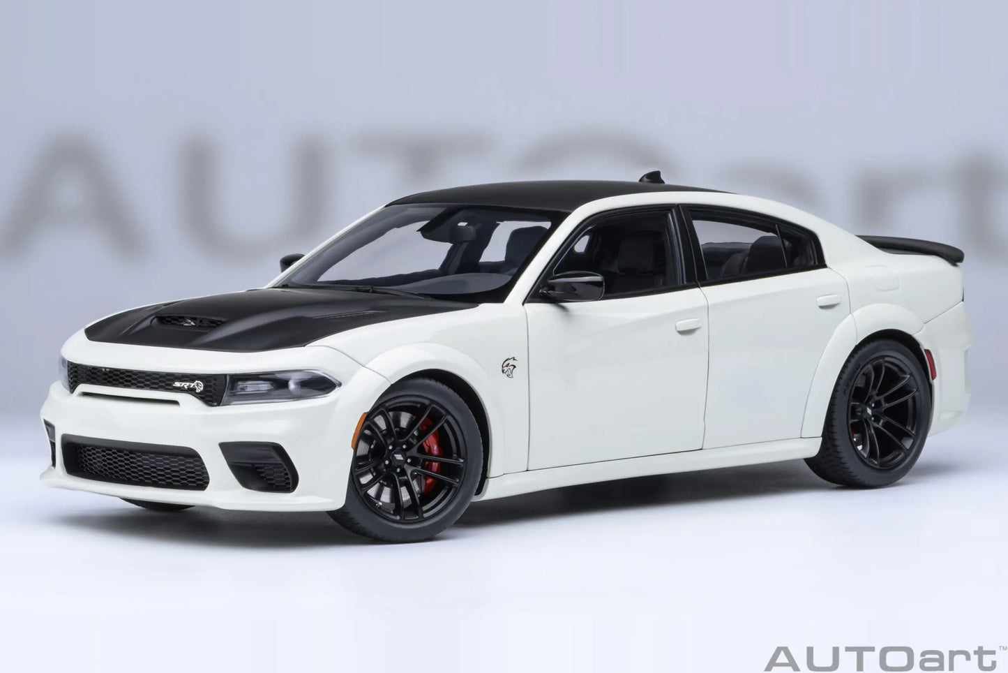 AUTOART 1/18 Dodge Charger SRT Hellcat Redeye Jailbreak Car model  Send to a friend  Personal collection Static ornament