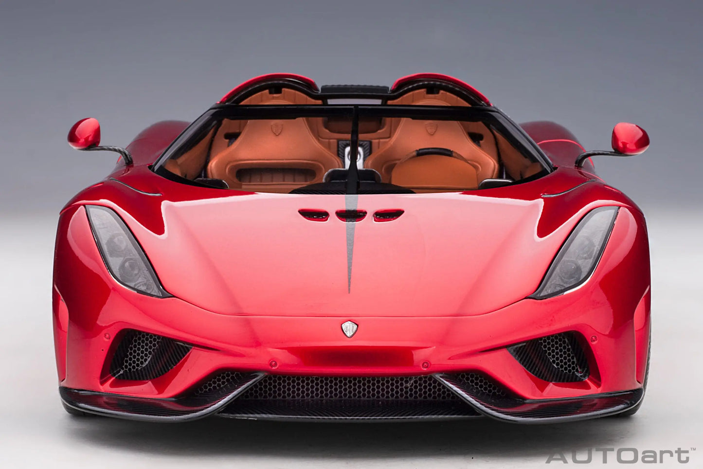 AUTOart model 1/18 Scale New  Koenigsegg Regera car model Static Decorative Items Holiday Gift Collection