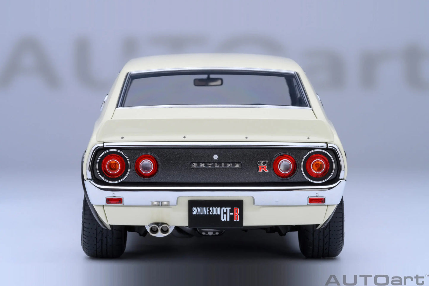 NISSAN SKYLINE 2000 GT-R (KPGC110) TUNED VERSION RS WATANABE WHEEL AUTOart 1/18 Static display model gift collection