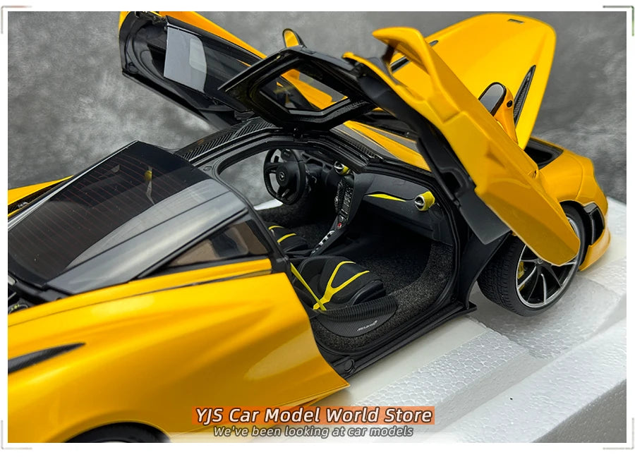 AUTOart 1:18 scale for McLaren 720S  Sports car model static display pieces holiday gift collection