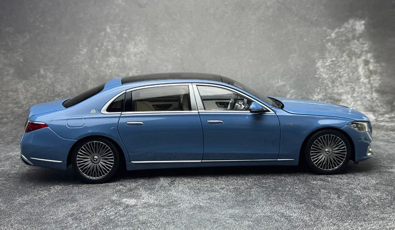 Almost Real model  1:18  BZ-Mbh S680  S-Class Alloy car model display Collection Holiday gift