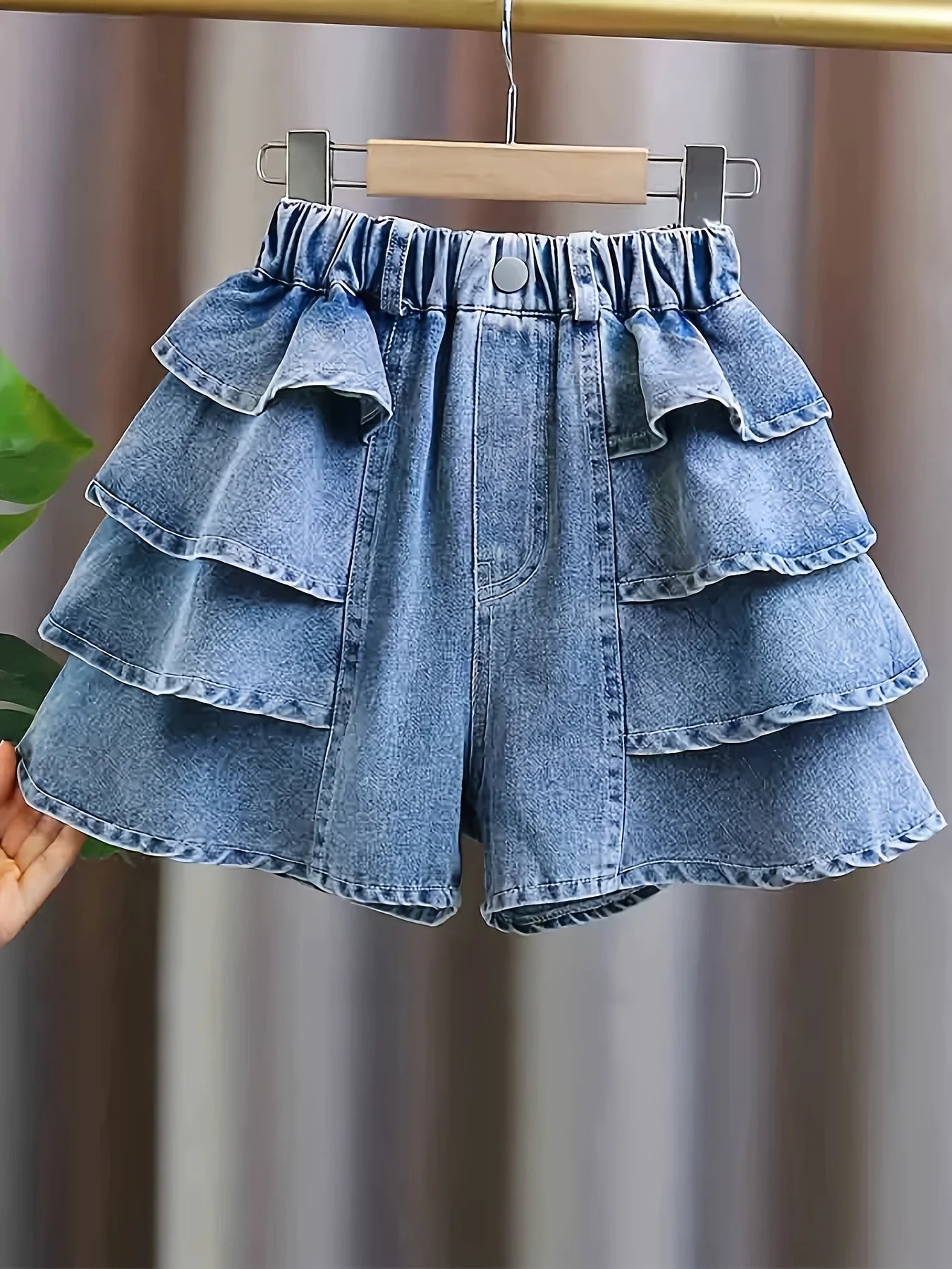Girls Summer Pleated Frill Denim Shorts Fashionable Lightweight Beach Seaside Holiday Wear for Kids.Full elastic waistband