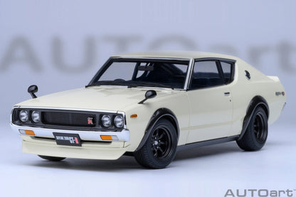 NISSAN SKYLINE 2000 GT-R (KPGC110) TUNED VERSION RS WATANABE WHEEL AUTOart 1/18 Static display model gift collection