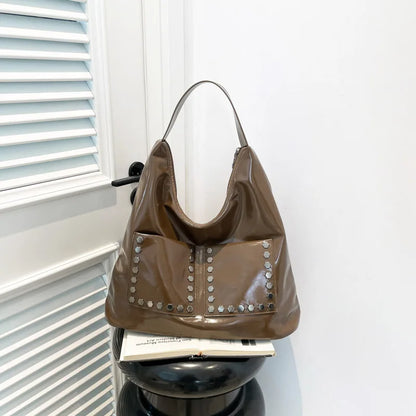 Retro Rivet Ladies Underarm Bag Fashion Girls Trend PU Leather Shoulder Bag Simple Design Style Large Capacity Women's Tote Bag