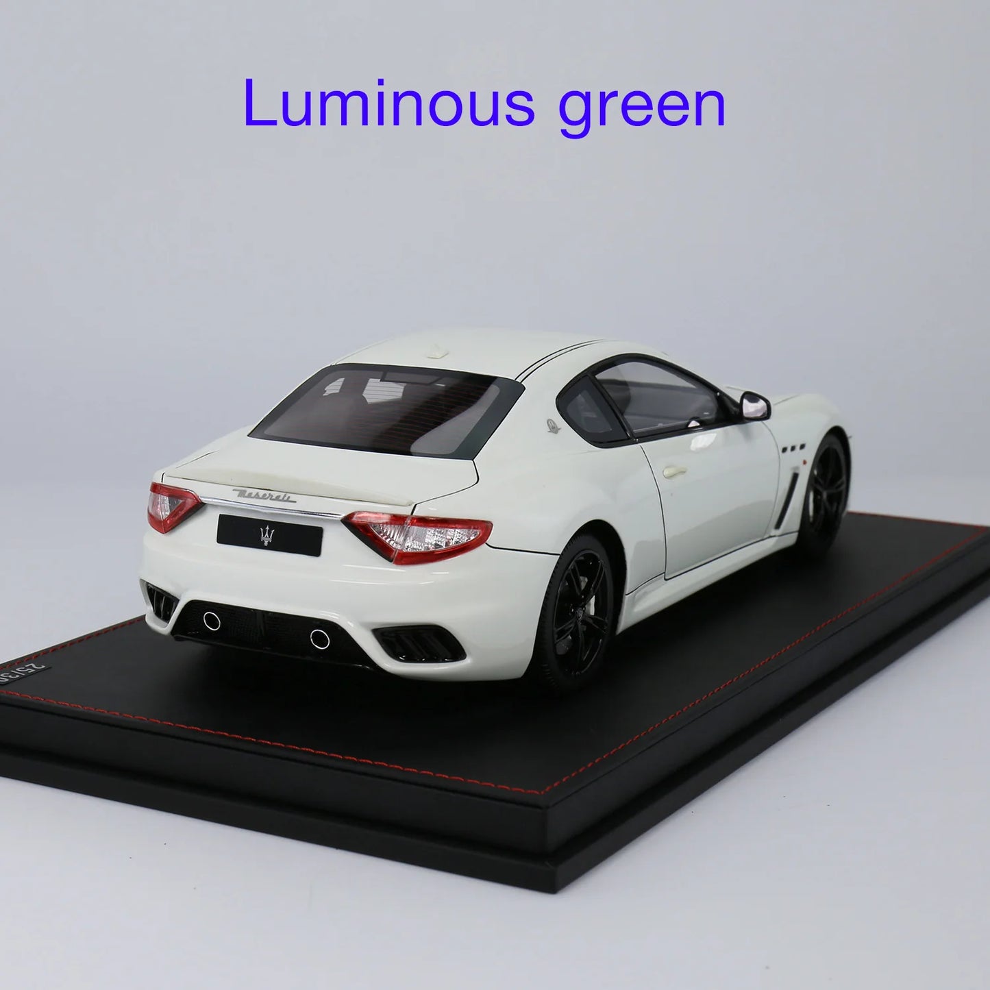 Maserati  1:18 GranTurismo MC resin model