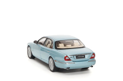 Almost Real AR 1/18 Jaguar XJ6 X350 Car models give gifts to friends Adult toys Birthday gifts to friends Company show metal