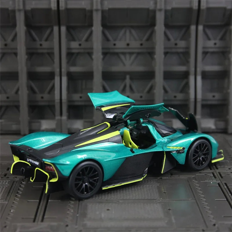 Aston Martin Valkyrie 1:23 Alloy Sports Car Model Diecast Metal Super Racing Vehicle Car Model Sound and Light Toy Gift