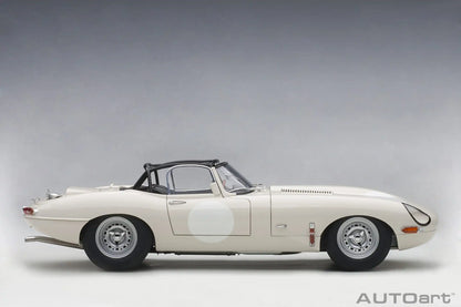 AUTOART  1:18  Jaguar Lightweight E-Type  Car model  Send to a friend Holiday gift Model collection