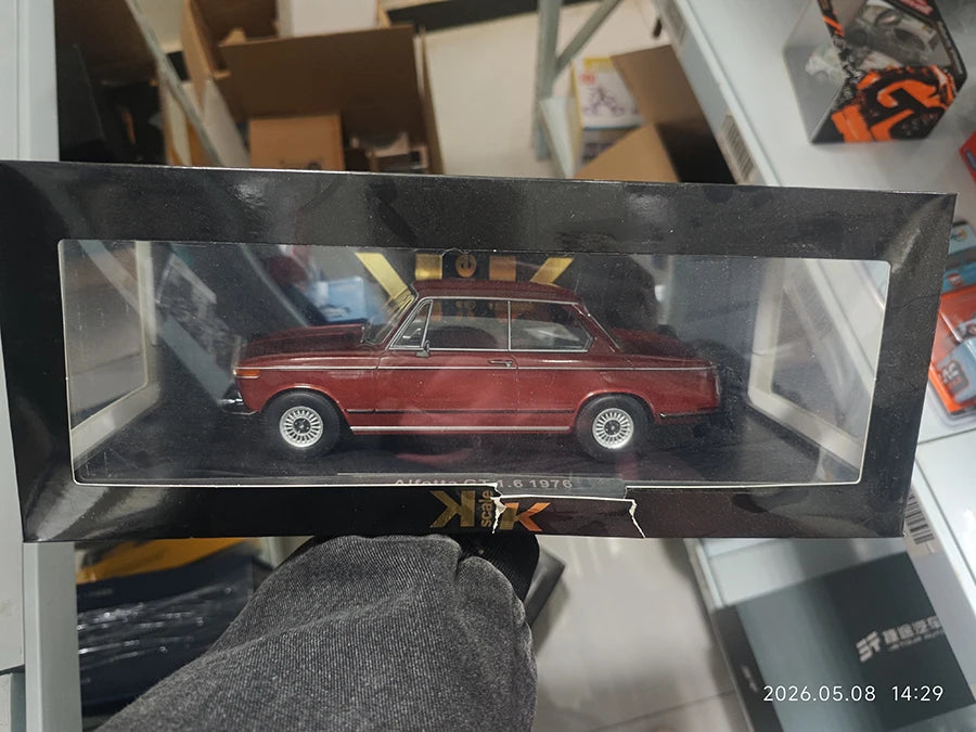 KK Bmw Special Offer Diecast 1/18 Scale Bmw Alloy Car Model Original Box Wrong Base