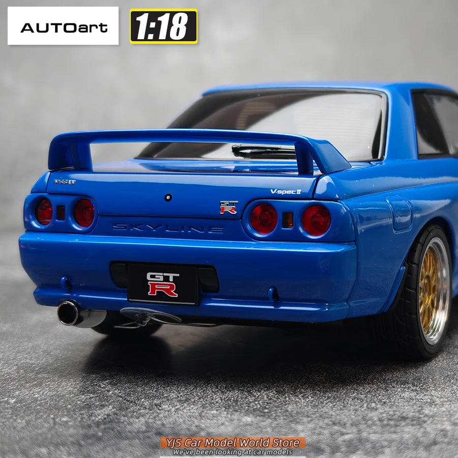 AUTOART 1/18 Nissan R32 V-SPEC II TUNED VERSION  Car model  Send to a friend  Personal collection Static ornamen