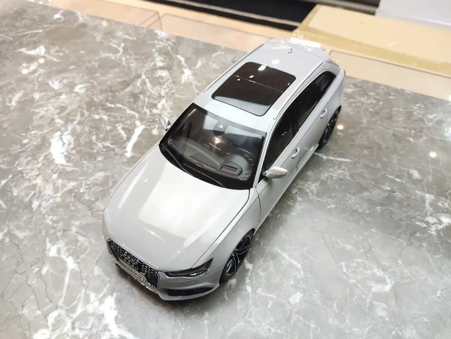 1/18 AUDIRS RS6 RS 6 Avant C7 WELL Diecast Model Toy Cars Boys Girls Gifts