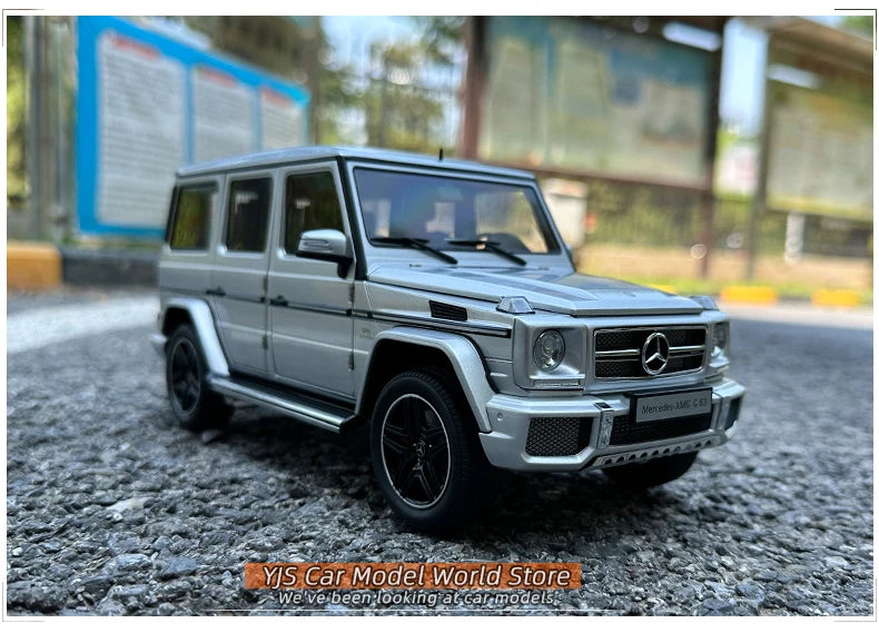 AUTOART 1:18 G63 2017 Car model SUV  Personal collection of holiday gifts