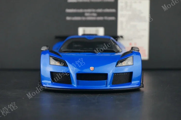 AUTOART 1:18 Gumpert Apollo S Simulation Limited Edition All Open Alloy Metal Static Car Model Toy Gift