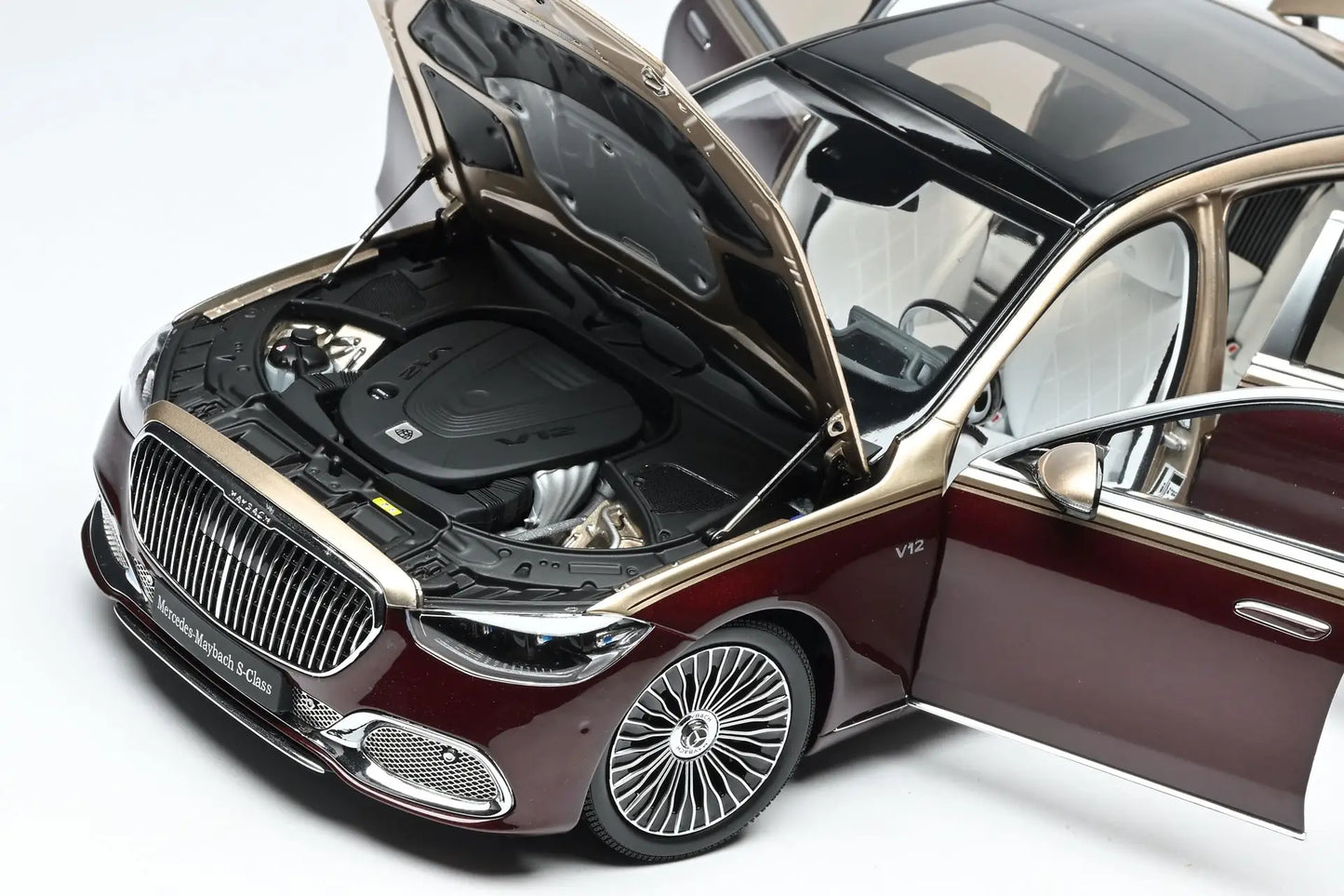 Almost Real model  1:18  BZ-Mbh S680  S-Class Alloy car model display Collection Holiday gift