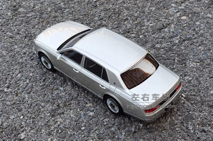LCD 1/18 Car Model TOYOTA Century Car Model Simulation Model Diecast Model Collect Ornament Boy Custom Birthday Boy Toy Gift