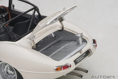 AUTOART  1:18  Jaguar Lightweight E-Type  Car model  Send to a friend Holiday gift Model collection