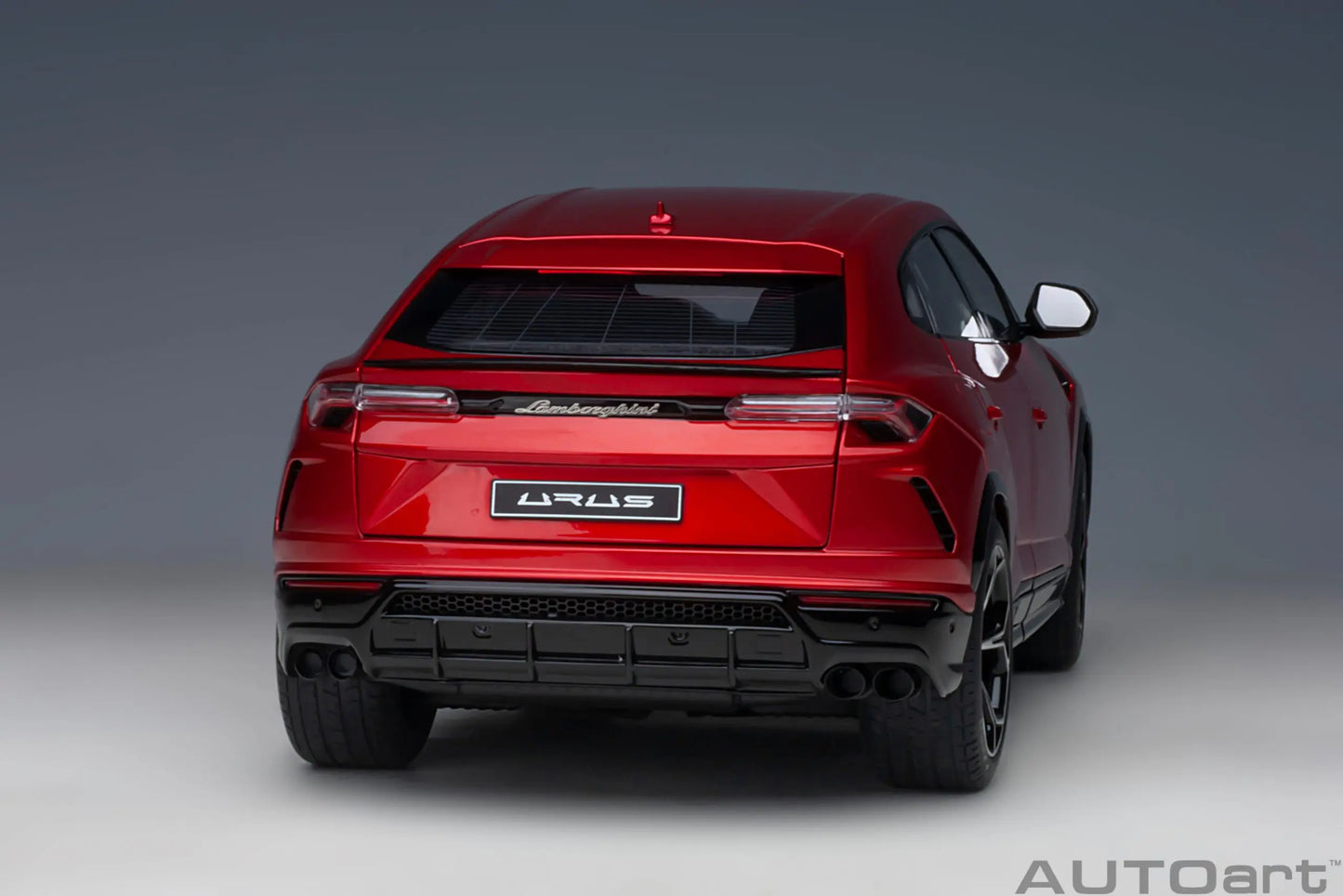 AUTOART New model 1/18 scale LAMBORGHINI URUS   car model Static display Collection Holiday gift