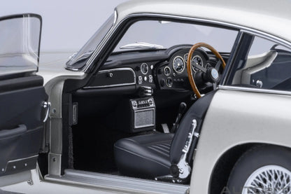 Autoart 1/18 ASTON MARTIN DB5  ABS 007/Goldfinger Bond , door full open sports car model static decoration collection