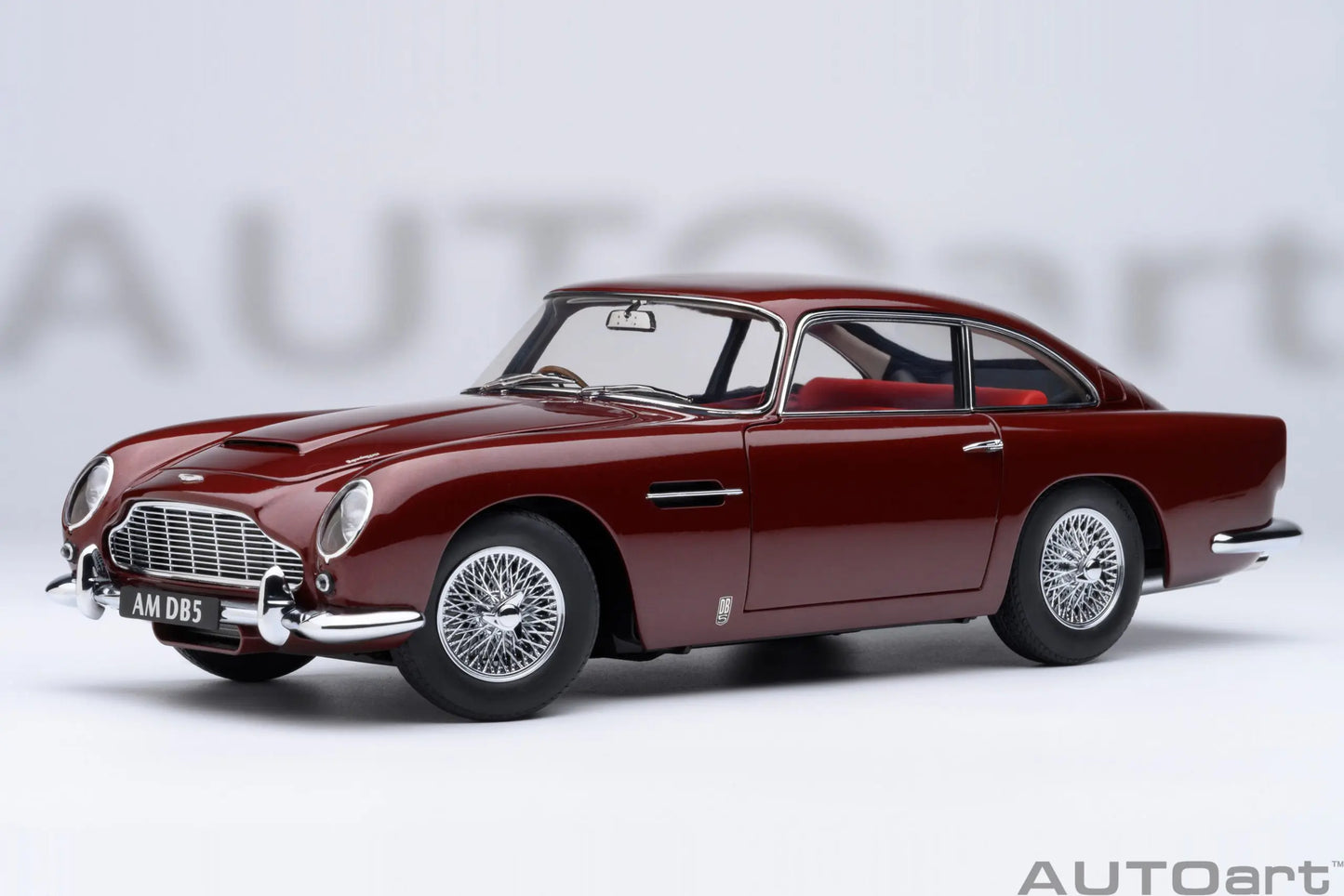 Autoart 1/18 ASTON MARTIN DB5  ABS 007/Goldfinger Bond , door full open sports car model static decoration collection