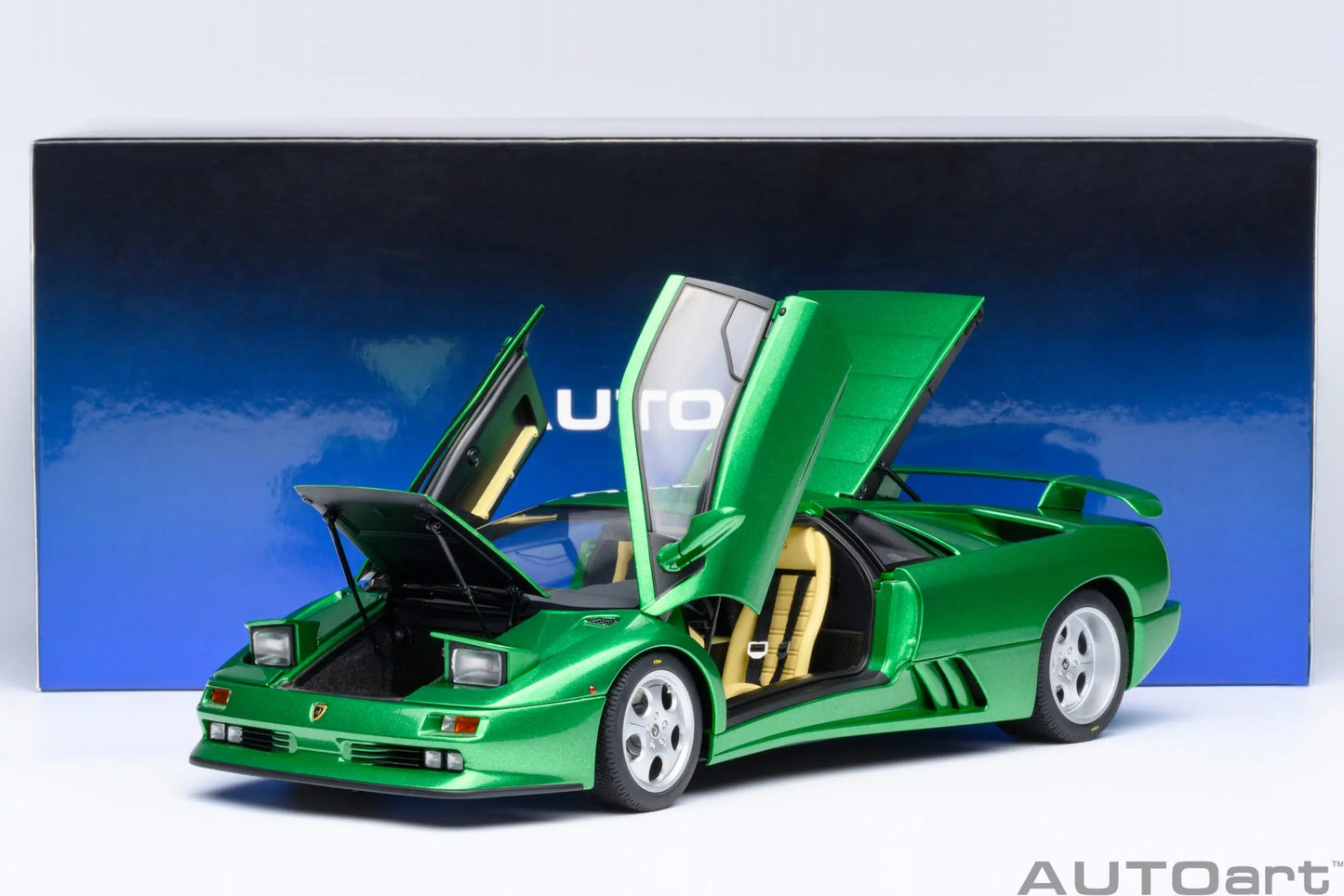AUTOART 1:18  Diablo SE30 Jota Static Display Model - Collector's Gift Edition Holiday gift