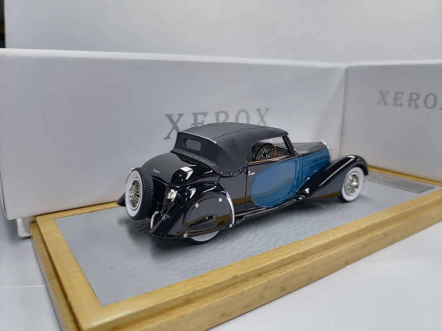 XEROX 1:43 Bugatti Type 57 1936 Classic Cars Limited 49pcs Worldwide Resin Metal Static Car Model Toy Gift