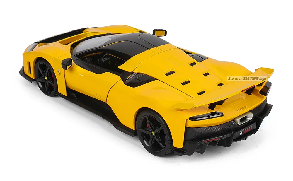 Bburago 1:18 2004 Ferrari F80 Alloy Car Model Vehicle Toy Collection Gift Multiple Exquisite interior die-casting toys