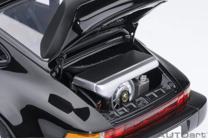 AUTOART 1/18 PORSCHE 911 (930) Turbo Car Model