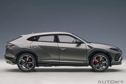 AUTOART New model 1/18 scale LAMBORGHINI URUS   car model Static display Collection Holiday gift