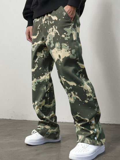 Mens Camo Sweatpants In A Casual Street Style