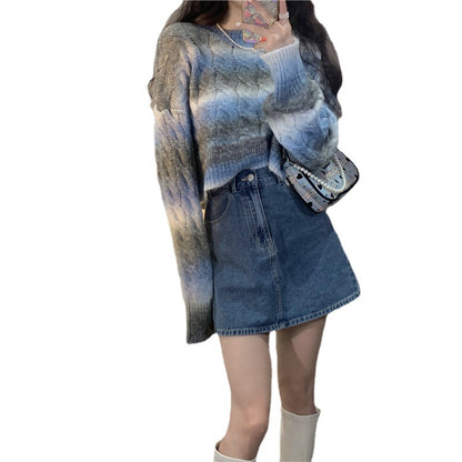 Age-defying Gradient Color Loose Short Knit Tops