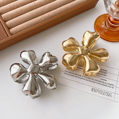 Flower Hair Clip Retro Feeling Back Head