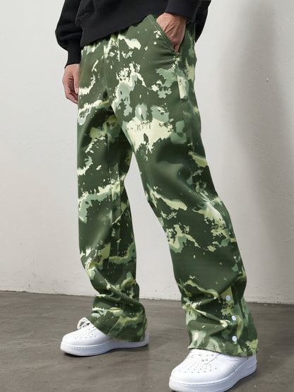 Mens Camo Sweatpants In A Casual Street Style