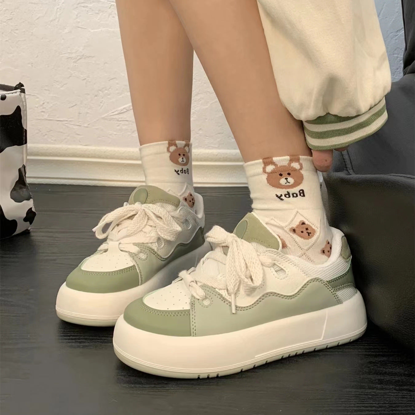 Versatile Casual Shoes for Women – Everyday Comfort & Stylish Design