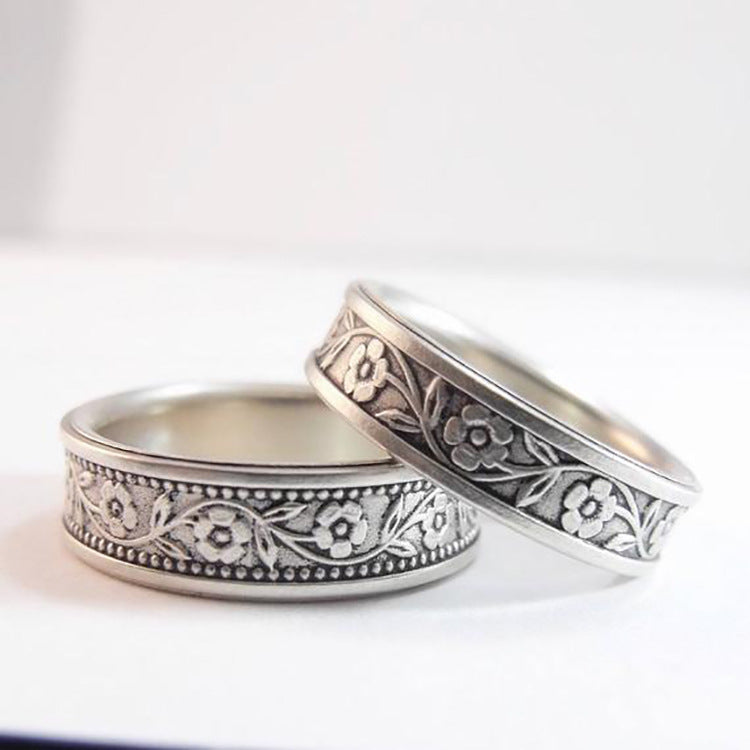 Personalized Antique Flower Men And Women Ring Set