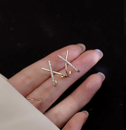 Light Luxury Ladies Silver Cross Earrings