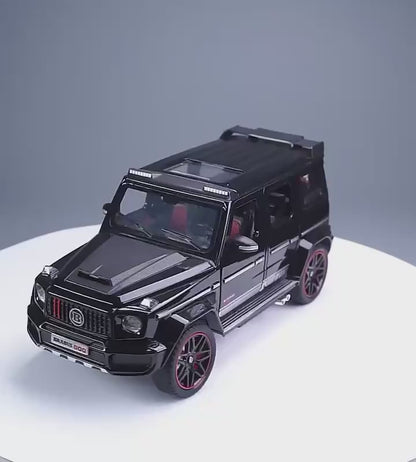G800 Model Car 1:18 Alloy Diecast Metal Off-Road Vehicles Collection With Sound & Light Toy Cars Gift Series