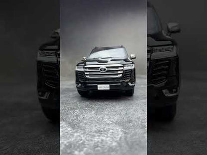 LCD 1/18 TOYOTA LAND CRUISER LC300 ZX SUV Car Model